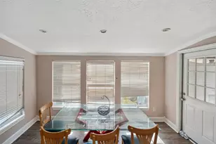 429 19th Ave N, Texas City, TX 77590 - Photo 6