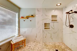 3223 Crescent Bay Dr, League City, TX 77573 - Photo 26