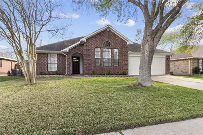 504 Teal Drive, Dickinson, TX 77539 - Photo 1