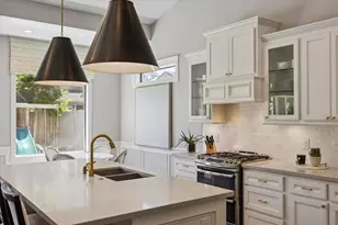 1547 Cheshire Ln, Houston, TX 77018 - Photo 10