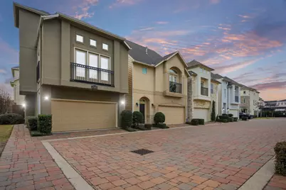 1303 Sherwood Point Lane, Houston, TX 77043 - Photo 2