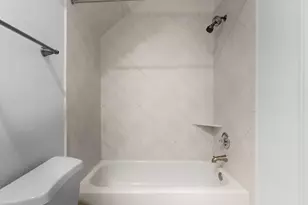 1303 Sherwood Point Ln, Houston, TX 77043 - Photo 46