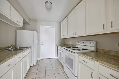5107 Clover Street, Houston, TX 77033 - Photo 4
