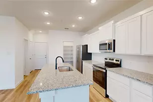 4112 Ruth Aly, Grand Prairie, TX 75052 - Photo 12