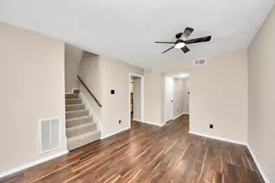 7815 Grove Ridge Dr, Houston, TX 77061 - Photo 18