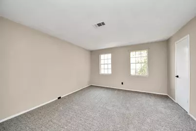 7815 Grove Ridge Drive, Houston, TX 77061 - Photo 22