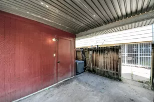 7815 Grove Ridge Dr, Houston, TX 77061 - Photo 36