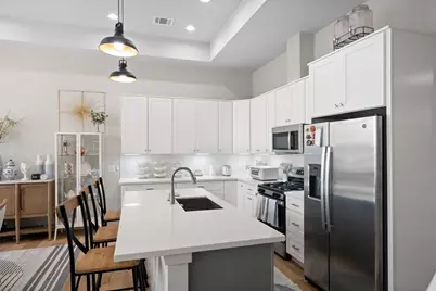 5237 Hillman Street #D, Houston, TX 77023 - Photo 14