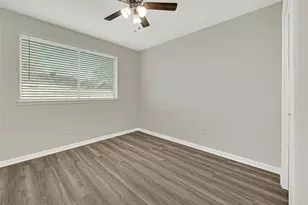 15903 Kenbrook Dr, Houston, TX 77489 - Photo 14