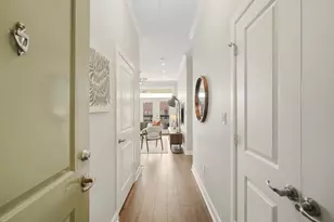 300 St Joseph Pkwy, Houston, TX 77002 - Photo 2
