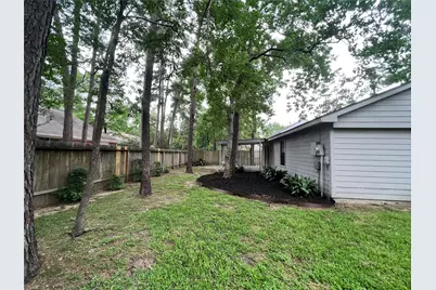 75 W Stony Bridge Circle, The Woodlands, TX 77381 - Photo 28