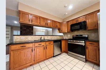 75 W Stony Bridge Circle, The Woodlands, TX 77381 - Photo 14