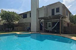 4614 Sunshine Dr, Sugar Land, TX 77479 - Photo 2