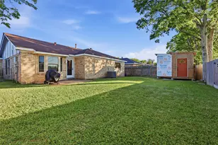 5919 Ollia Cir, Pasadena, TX 77505 - Photo 24