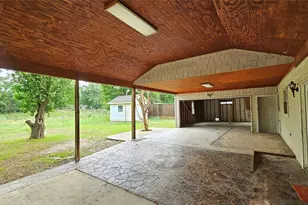 6946 Cole Creek Dr, Houston, TX 77092 - Photo 14