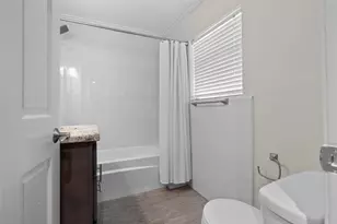 5322 Windswept Ln, Houston, TX 77056 - Photo 30