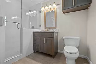 5322 Windswept Ln, Houston, TX 77056 - Photo 24