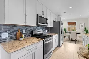 5322 Windswept Ln, Houston, TX 77056 - Photo 16