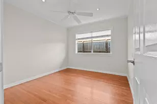 5322 Windswept Ln, Houston, TX 77056 - Photo 26