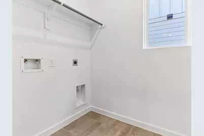 11414 Dark Amethyst Drive, Houston, TX 77048 - Photo 10