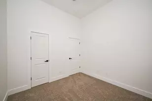 8203 Sparta St, Houston, TX 77028 - Photo 8