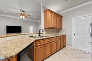 3534 Ryann Ct, Pasadena, TX 77505 - Photo 10