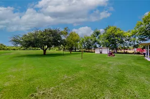 906 Waco St, Dayton, TX 77535 - Photo 24