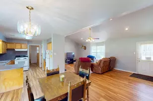 906 Waco St, Dayton, TX 77535 - Photo 8