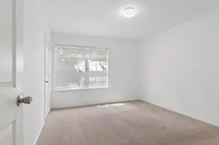 10418 Iris Lake Ct, Houston, TX 77070 - Photo 24