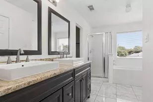 10418 Iris Lake Ct, Houston, TX 77070 - Photo 18