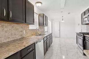 10418 Iris Lake Ct, Houston, TX 77070 - Photo 10
