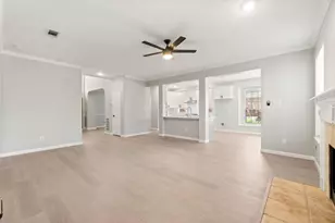 66 Terraglen Dr, The Woodlands, TX 77382 - Photo 12