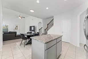 202 Polar Bear Trl, Crosby, TX 77532 - Photo 8