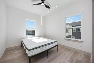 3206 Retta Street, Houston, TX 77026 - Photo 14