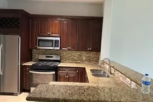 2410 Ranna Ct, Sugar Land, TX 77498 - Photo 4