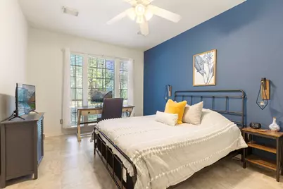 19 Clingstone Place, The Woodlands, TX 77382 - Photo 8