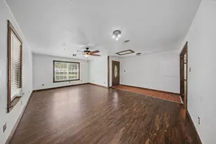 508 Miller St, Broaddus, TX 75929 - Photo 6