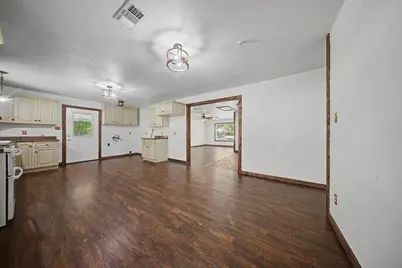 508 Miller Street, Broaddus, TX 75929 - Photo 10