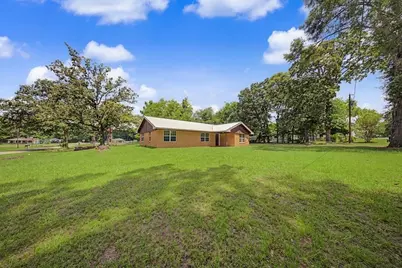 508 Miller Street, Broaddus, TX 75929 - Photo 1