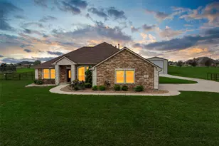 5649 Pioneer Trl, Sealy, TX 77474 - Photo 4