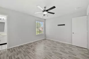 12803 Rockford Dr, Houston, TX 77048 - Photo 8