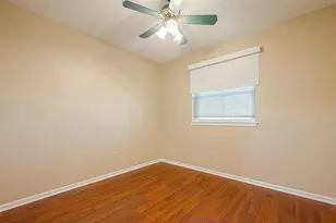 3231 E Heatherock Cir, Sugar Land, TX 77479 - Photo 20