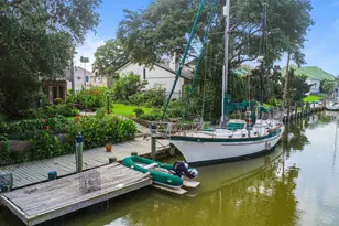 5 Harbor Ln, Kemah, TX 77565 - Photo 4