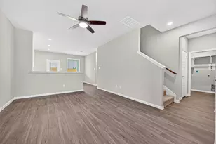 9259 Grace Rdg Dr, Willis, TX 77318 - Photo 4