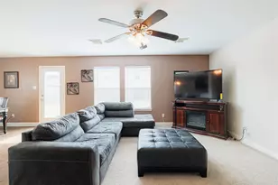 19027 Yaupon Ranch Dr, Cypress, TX 77433 - Photo 12