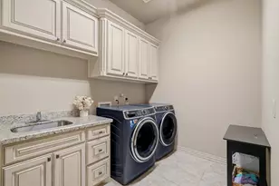 32802 Wesleyan Ct, Fulshear, TX 77441 - Photo 24