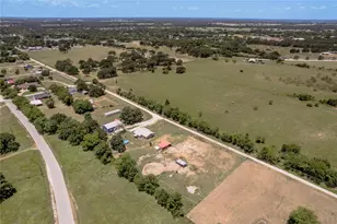 1014 N Shipp St, Madisonville, TX 77864 - Photo 50