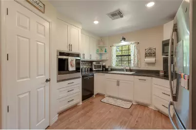 1014 N Shipp Street, Madisonville, TX 77864 - Photo 10
