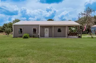 1014 N Shipp St, Madisonville, TX 77864 - Photo 2