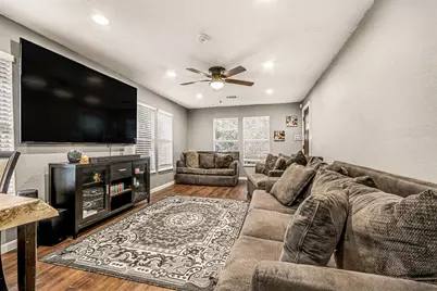 234 E 1st Street, Deer Park, TX 77536 - Photo 4